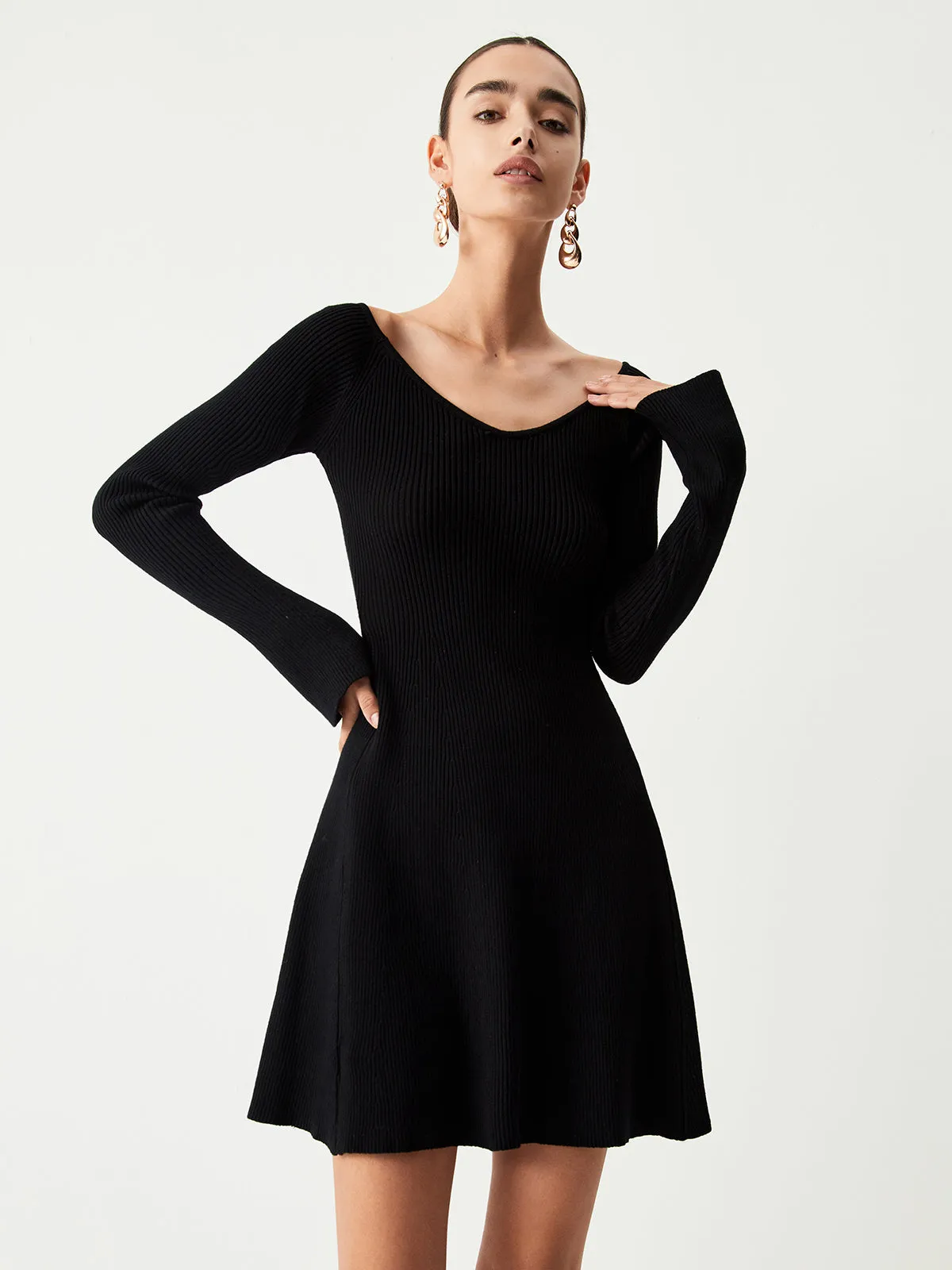 V-Neck Long Sleeve Trendy Short Sweater Dress